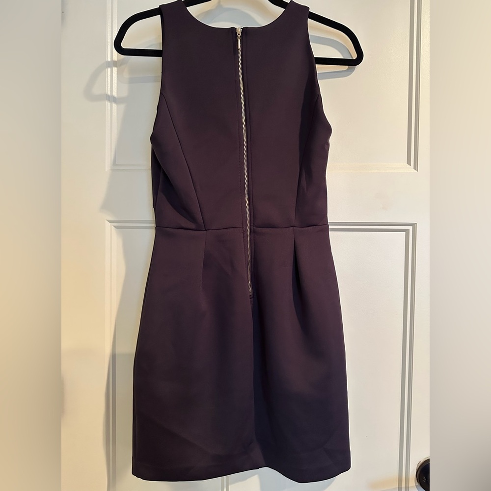 Dynamite Dress - Picture 2 of 4